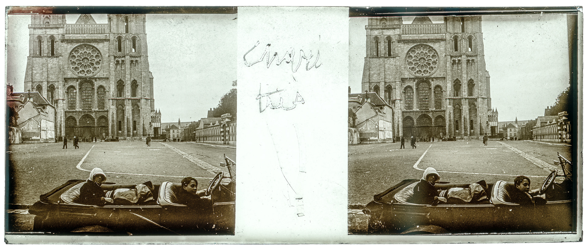 1202_ France-Chartres Cathédrale de Chartres