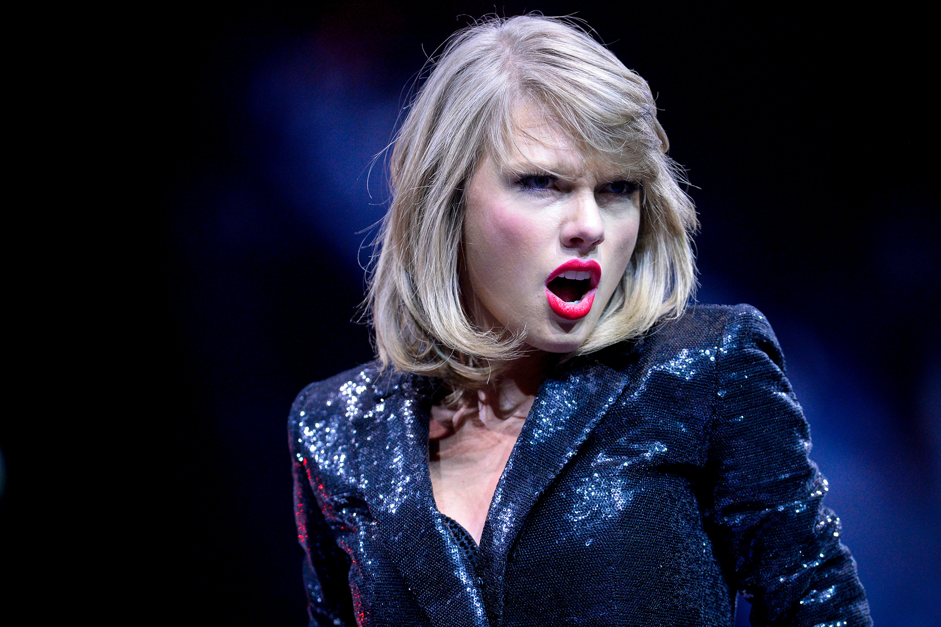 Taylor Swift performs on stage during 'The 1989 World Tour' at Lanxess Arena in Cologne, Germany, 30 June 2015. (Photo by Sascha Steinbach/Getty Images For Taylor Swift)