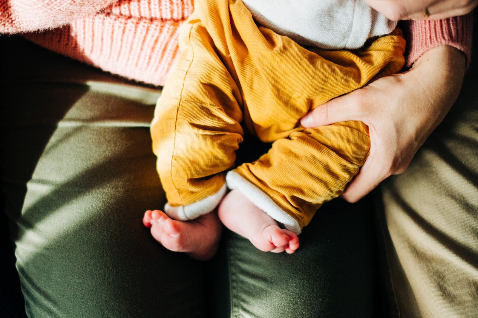 shooting photo de naissance à la maison Lyon