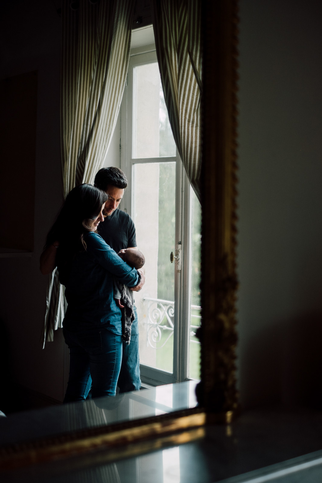 Séance photo en appartement famille Lyon Eliott