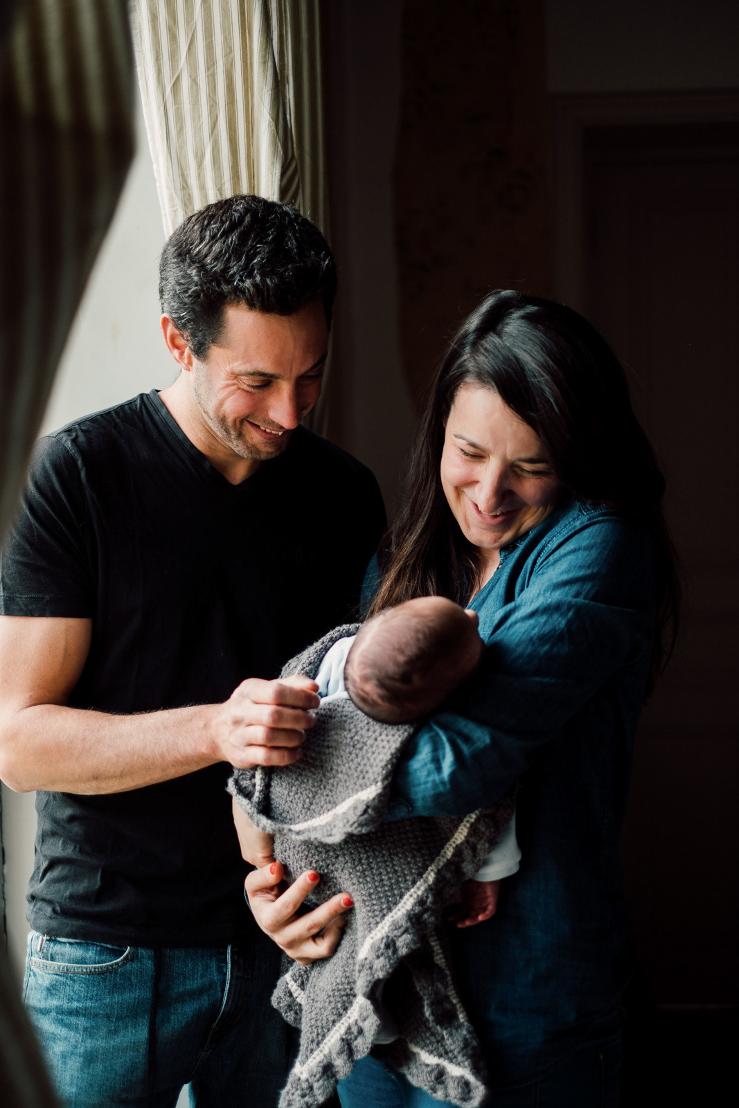 Jeunes parents séance photo Lyon Eliott