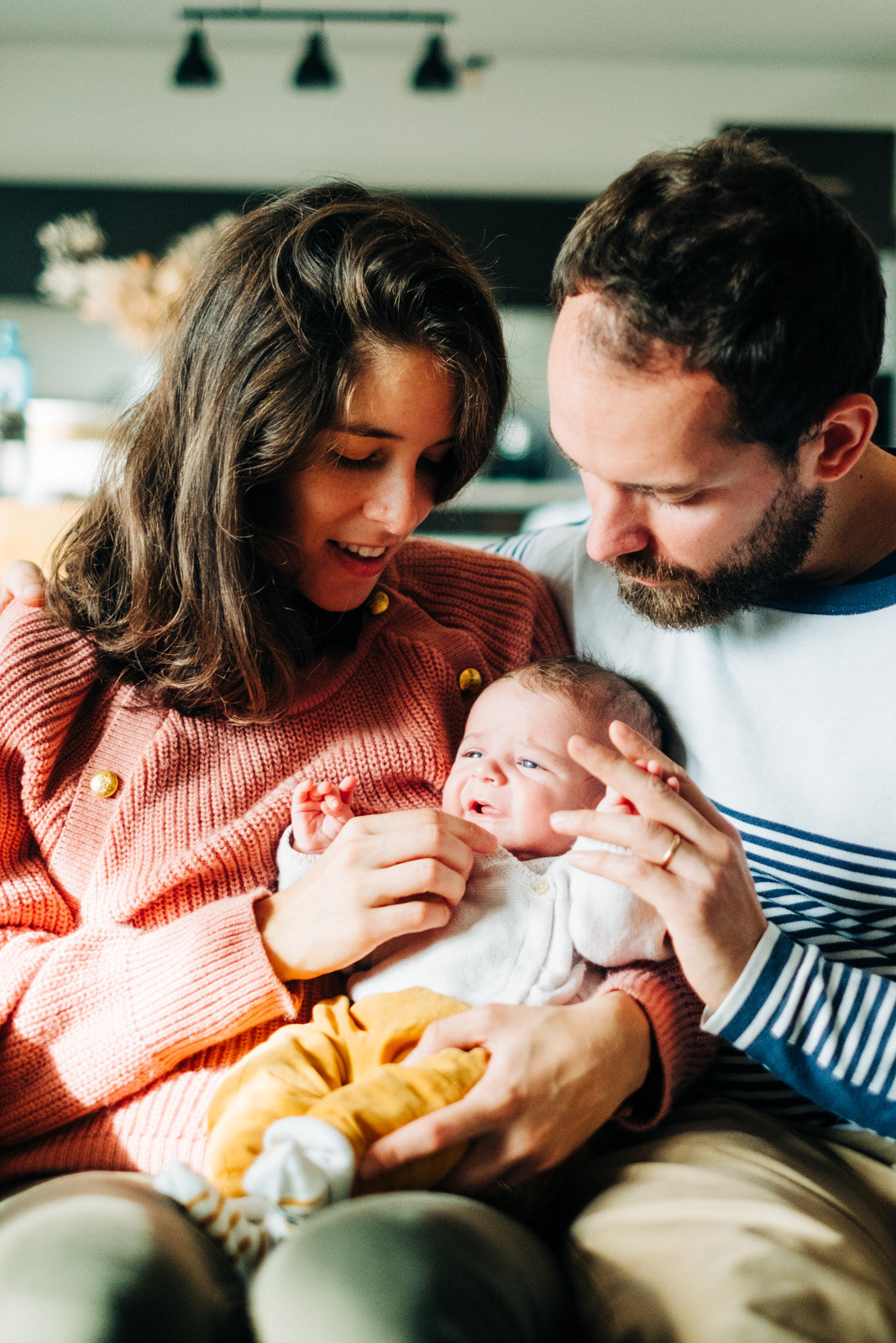 Séance photo de famille en appartement Lyon