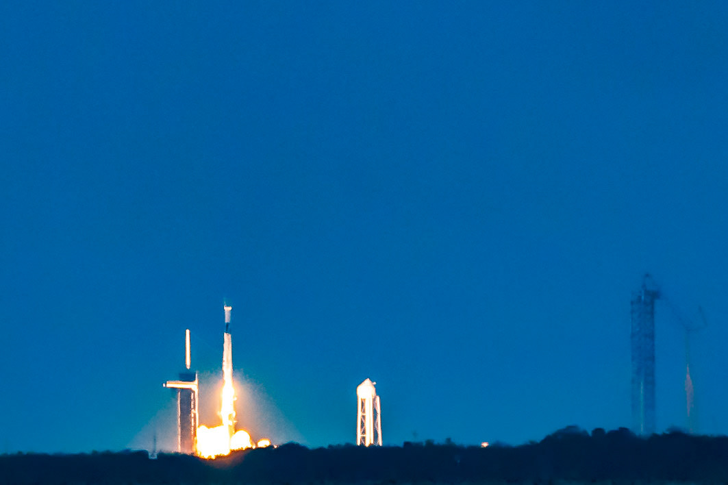 Falcon 9 Launch 12-08-22
