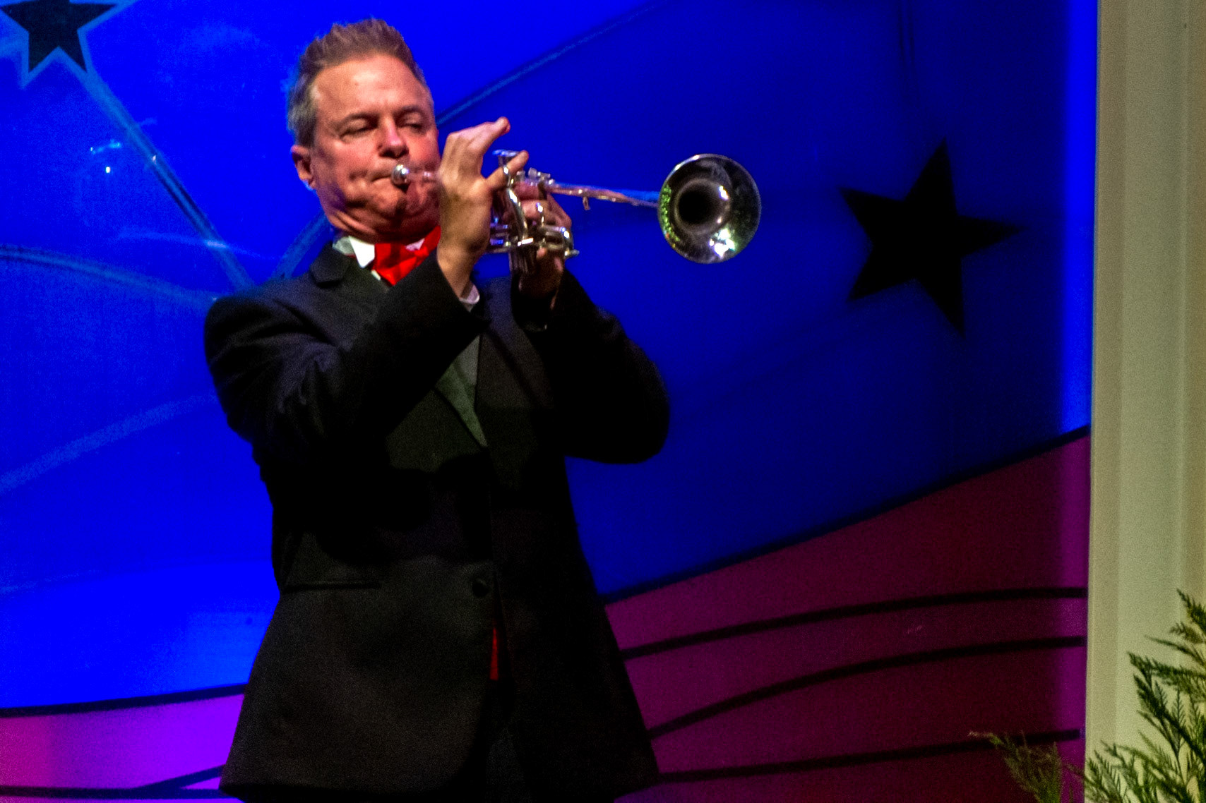 Alton Fitzgerald White - Candlelight Processional