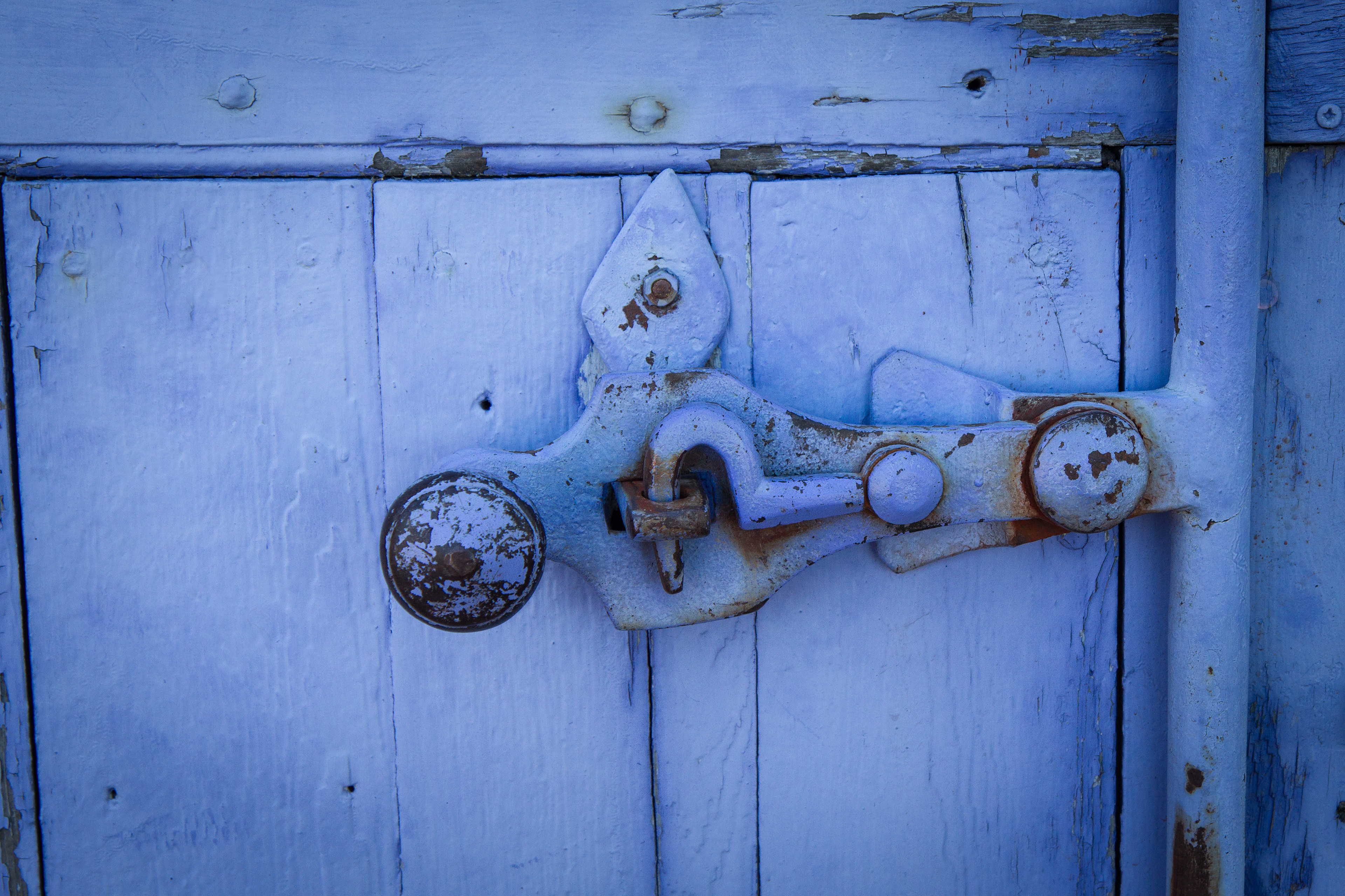 FRENCH LATCH