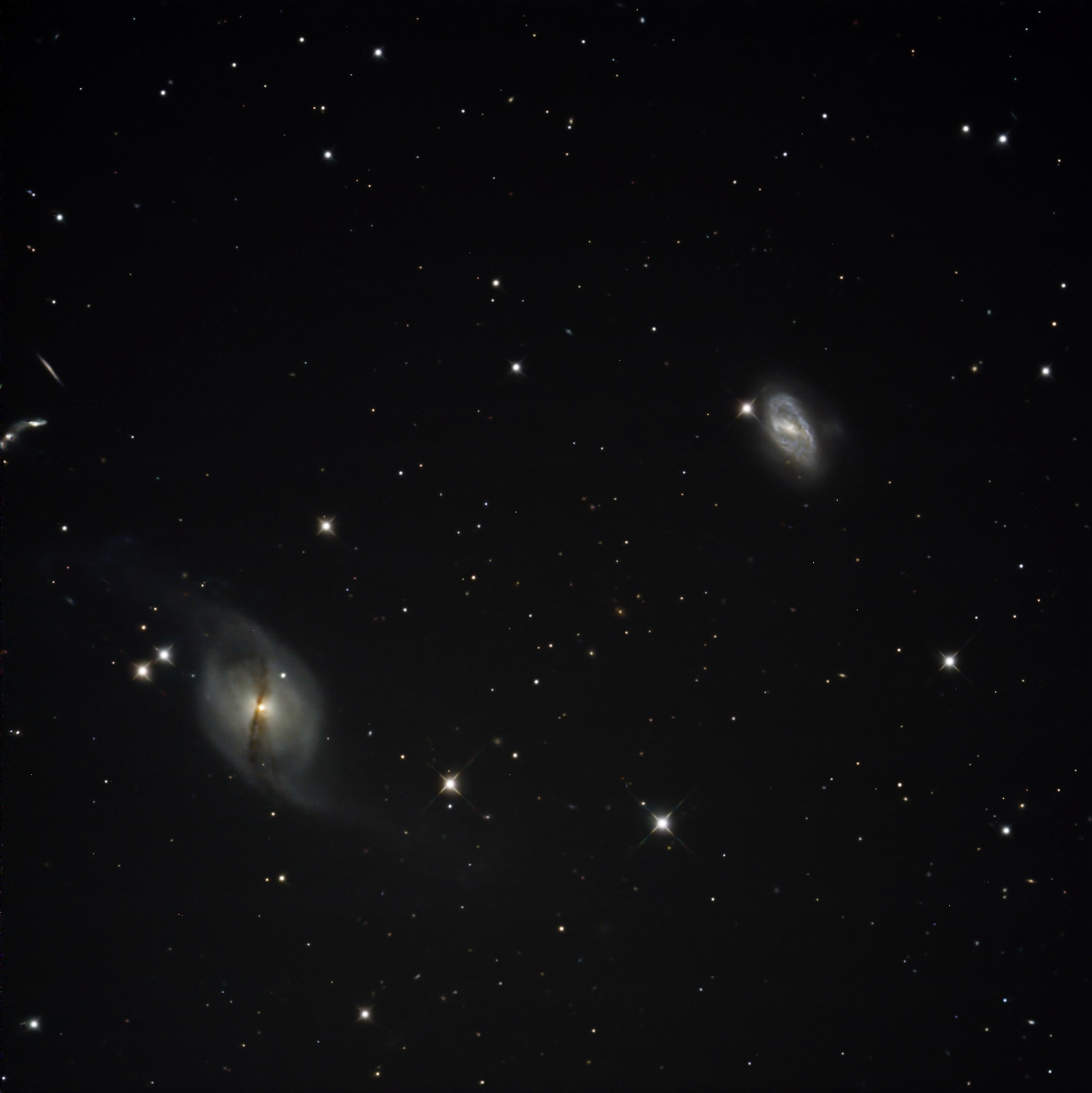 La lointaine NGC3718 à plus de 60M AL