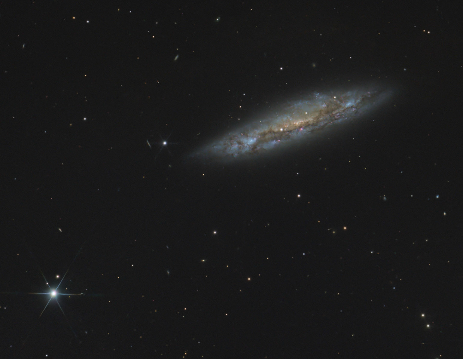 La galaxie de la planche de surf M108