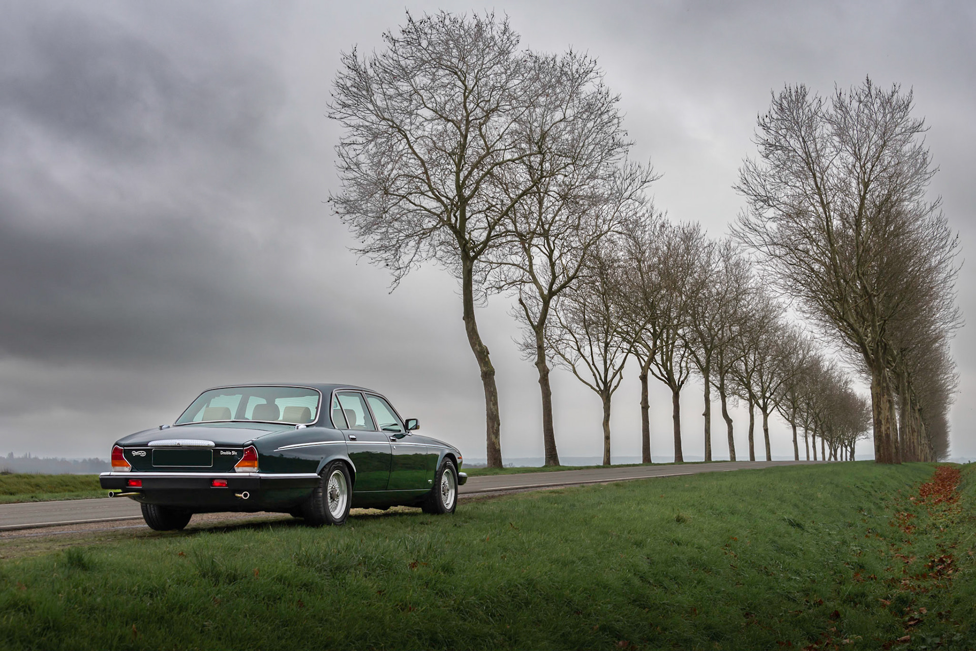 Daimler Double Six S3