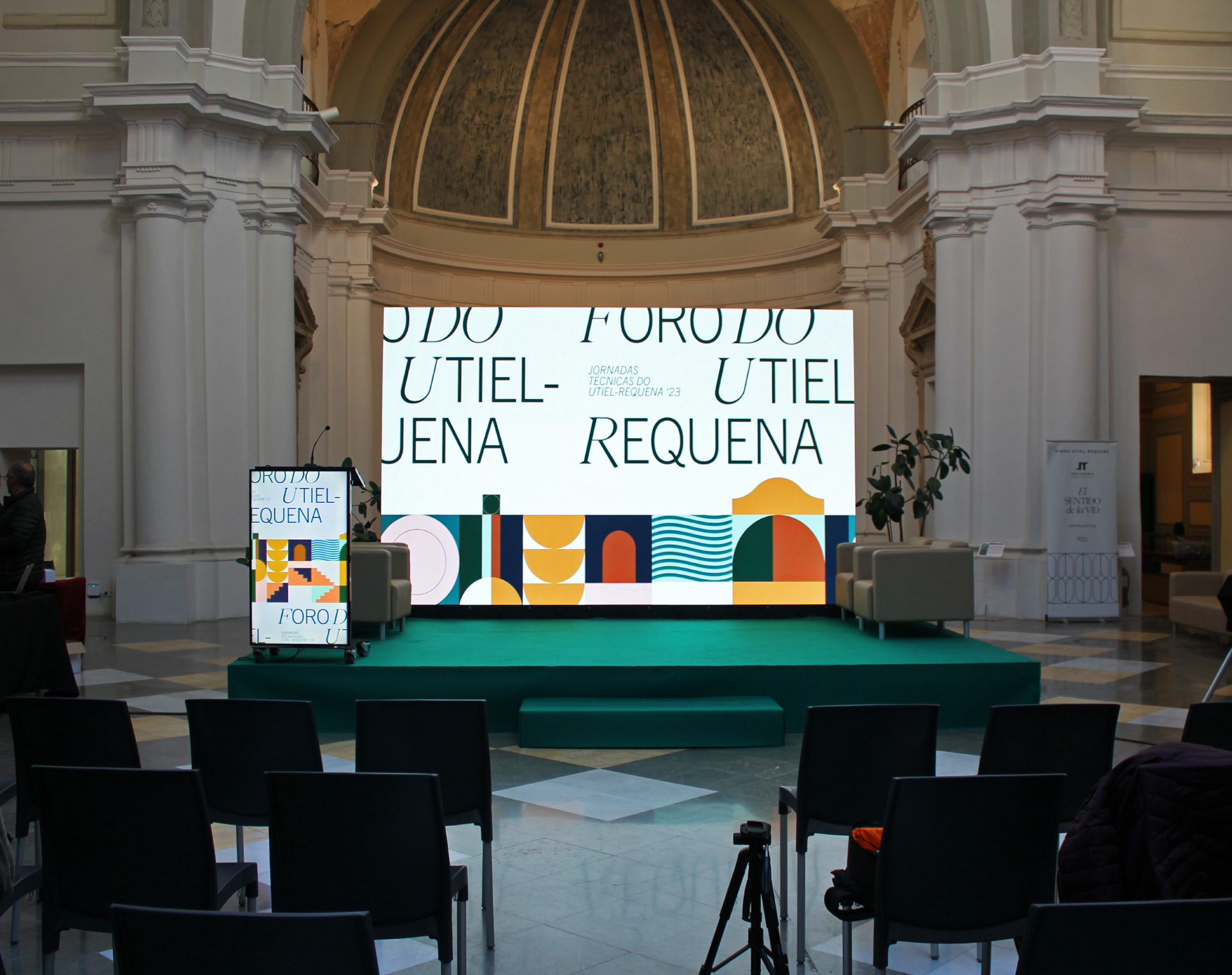Locandia Estudio de Diseño en Valencia. Jornadas Técnicas DO Utiel-Requena - 03