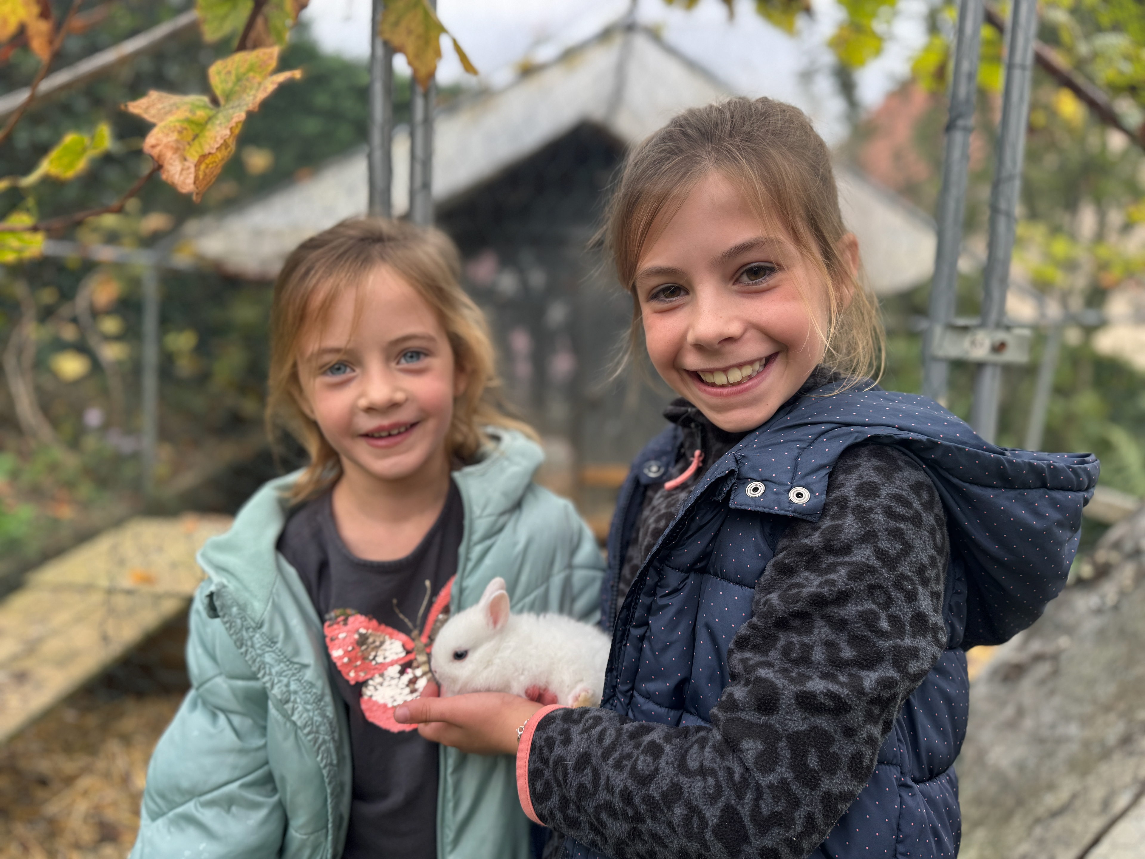 Margaux, Agathe et Lapinou