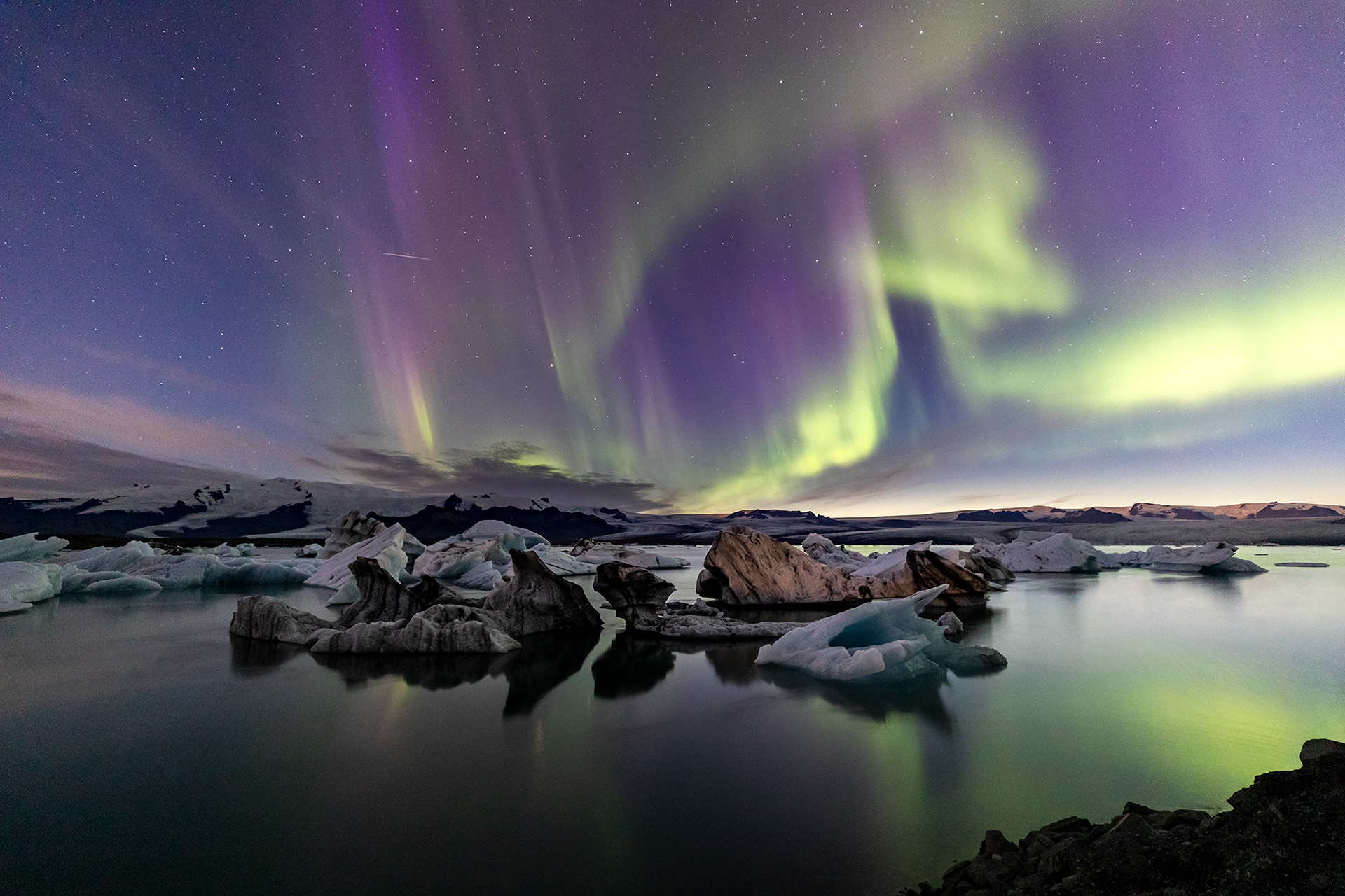 Glacier lagoon