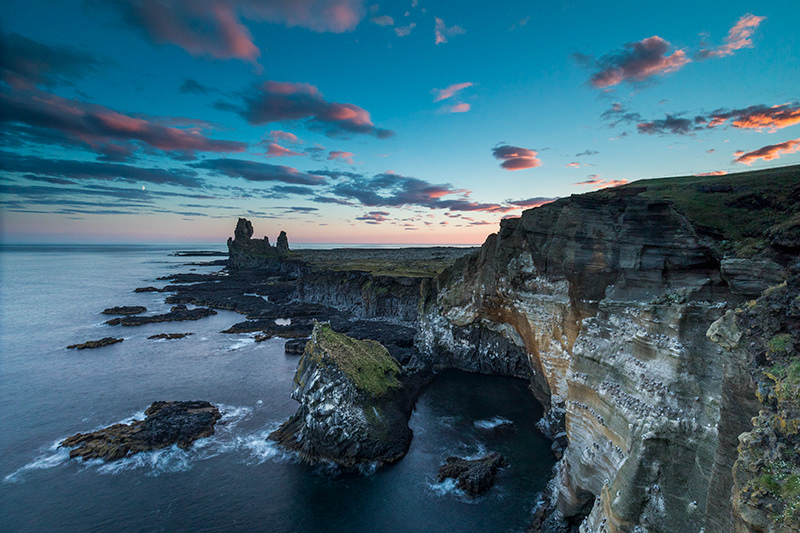 Lóndrangar and Svalþúfa sea cliff