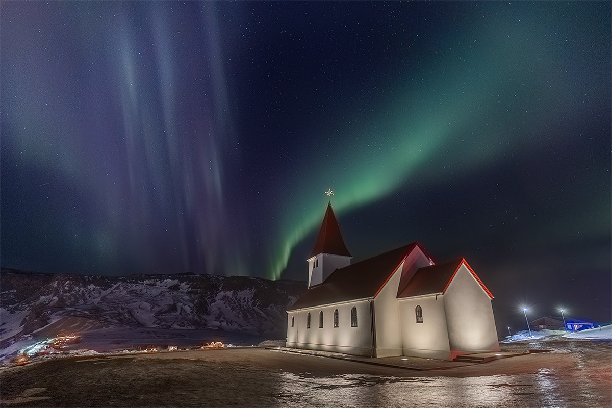 Church in Vík
