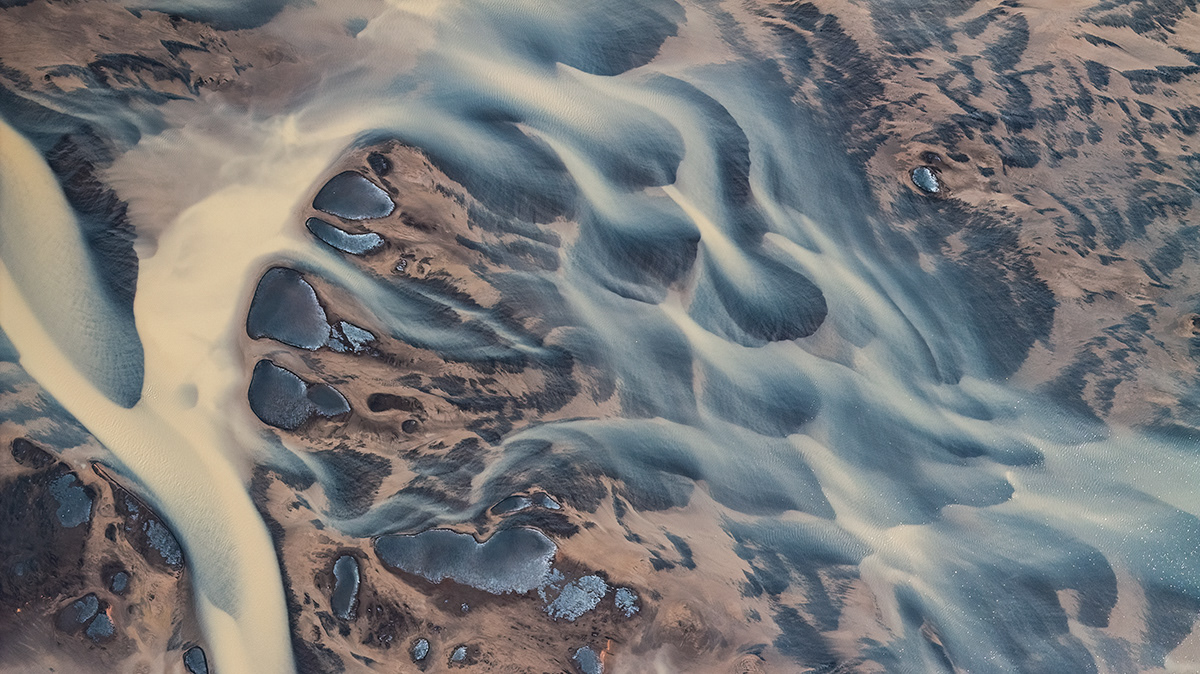 Kaldalón glacier river