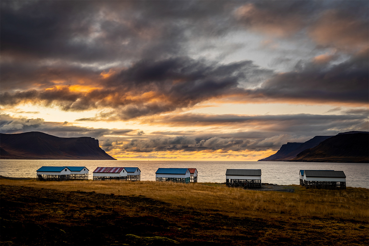 Sunset at Þingeyri