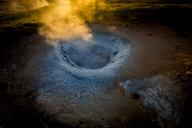 Mud puddle at Þeistareykir