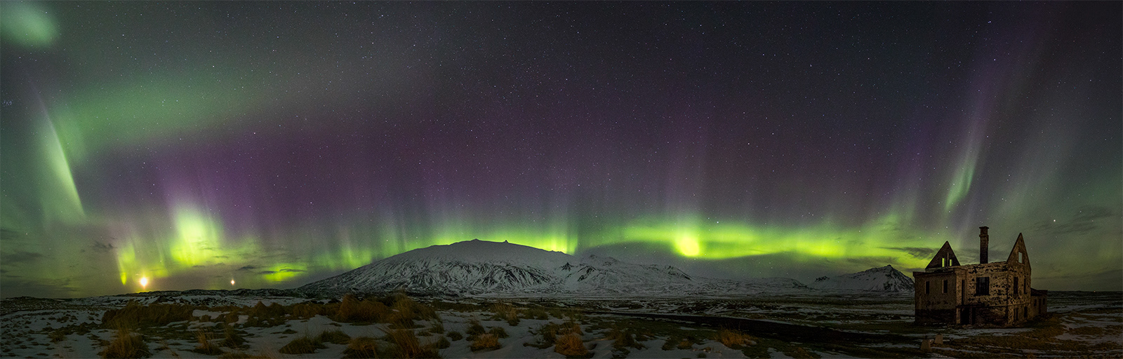 Dagverðará abandoned farm house and Snæfellsjökull glacier