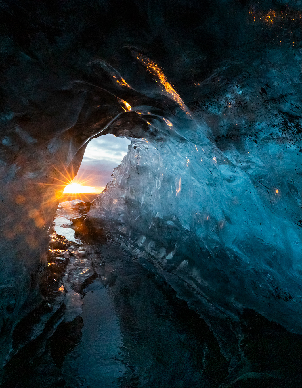 Sunburst in cave