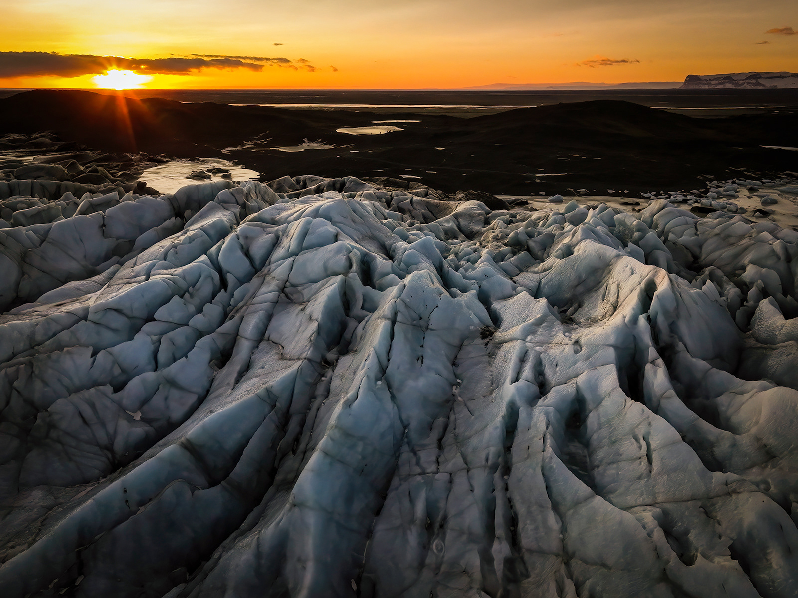 Svínafellsjökull at sunset