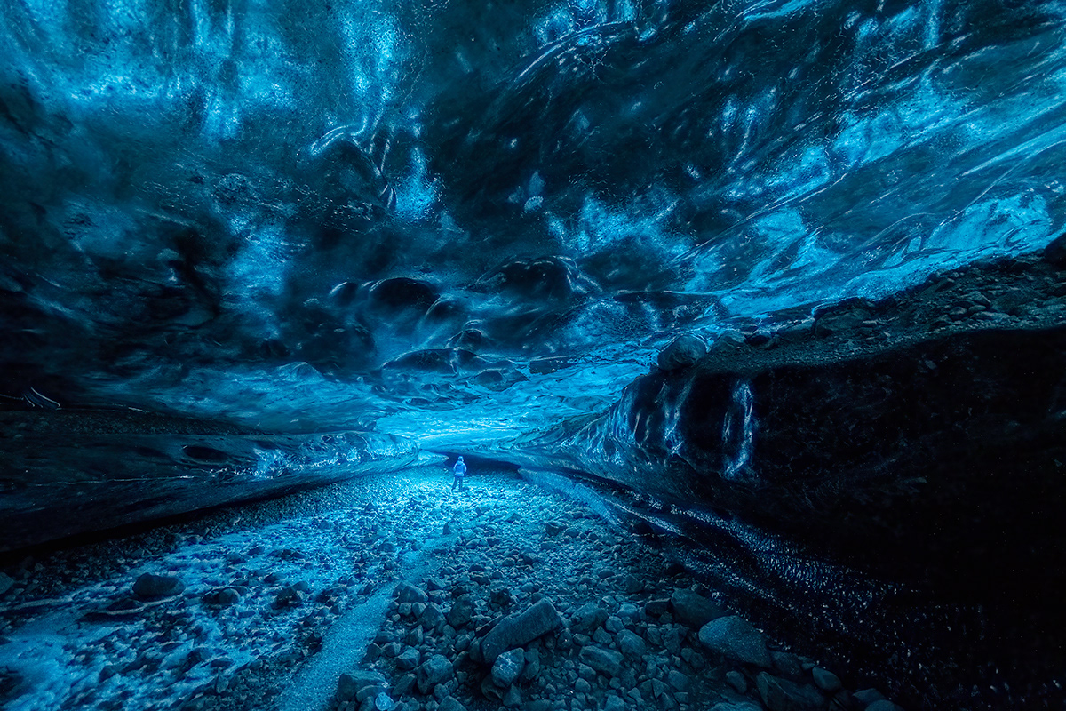 Saphire ice cave