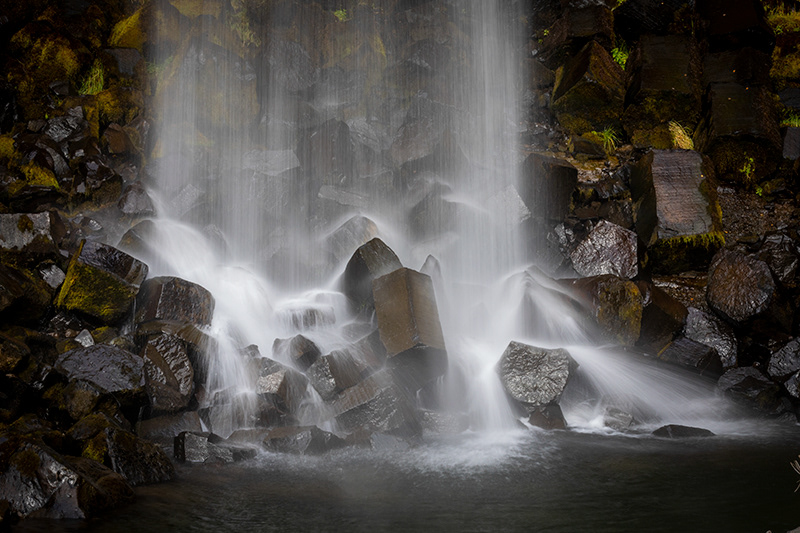 Svartifoss up and close