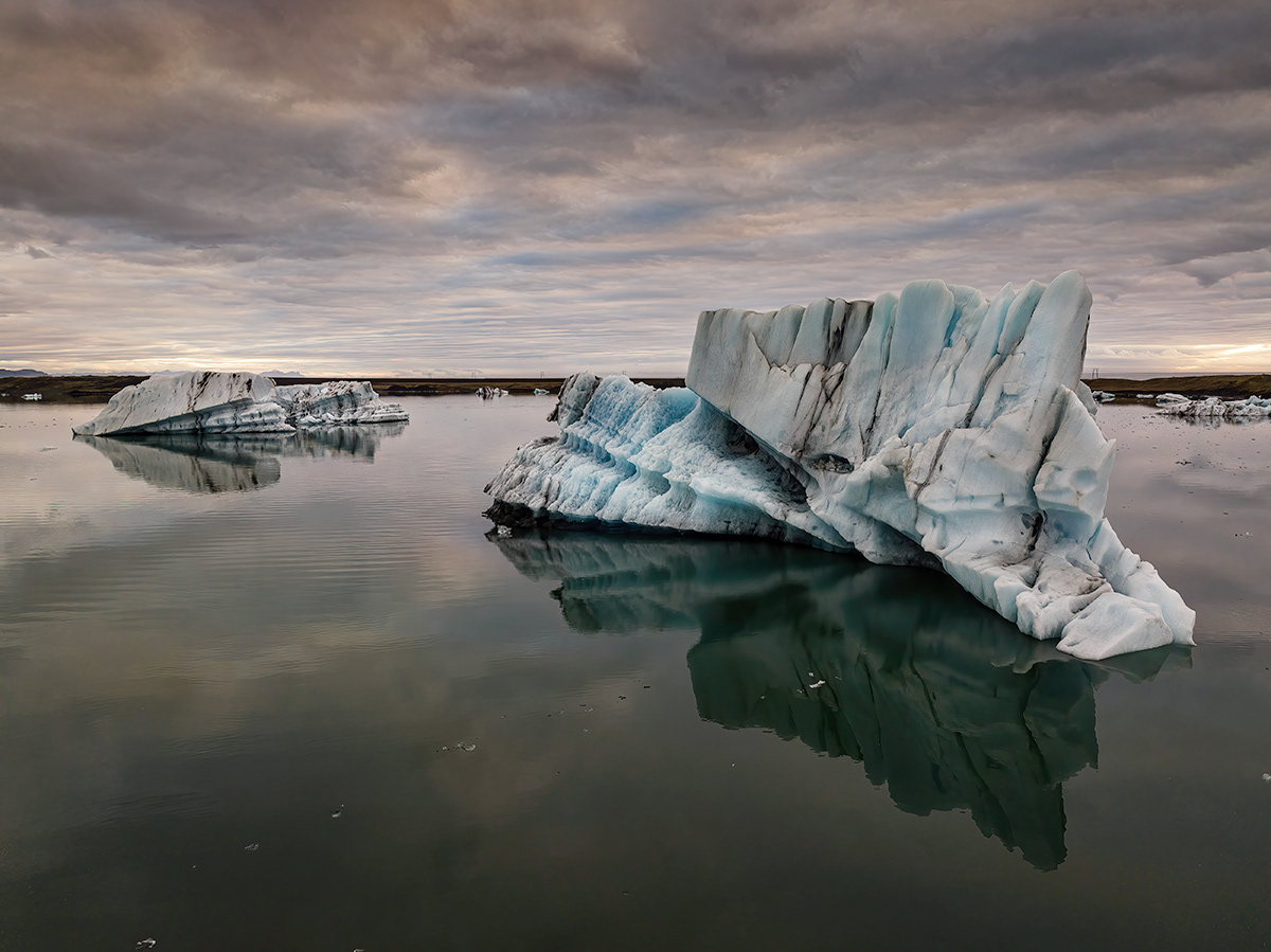 Drone shots from glacier lagoon