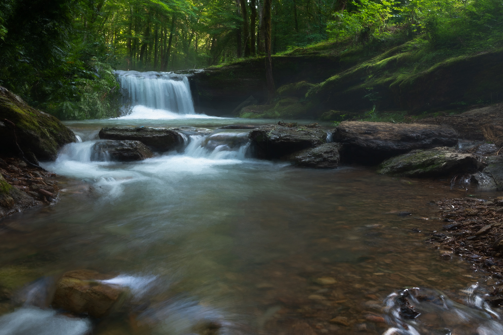 TRACE CREEK WATERFALL IN CENTERVILLE, TN