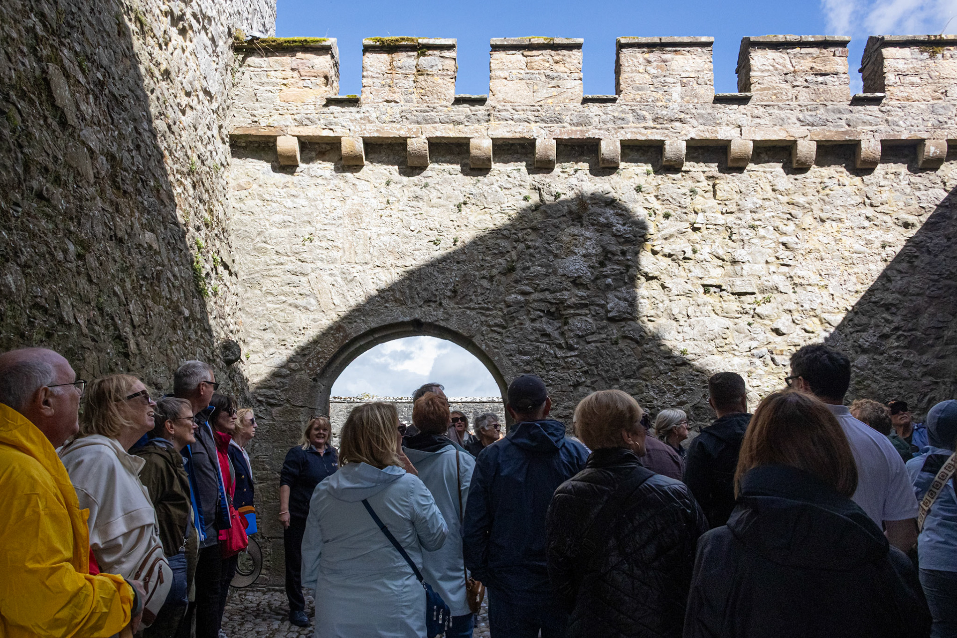 Trap area looking into inner ward, Cahir castle