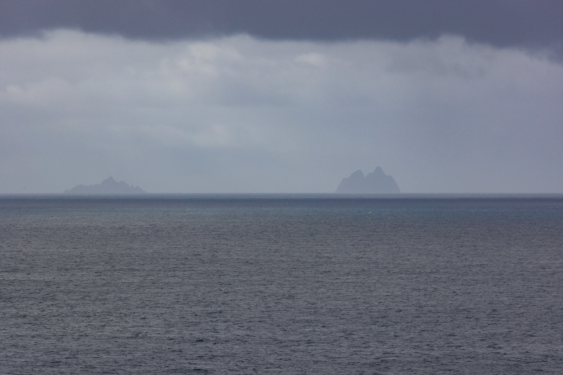 (on right, where The Last Jedi was filmed)