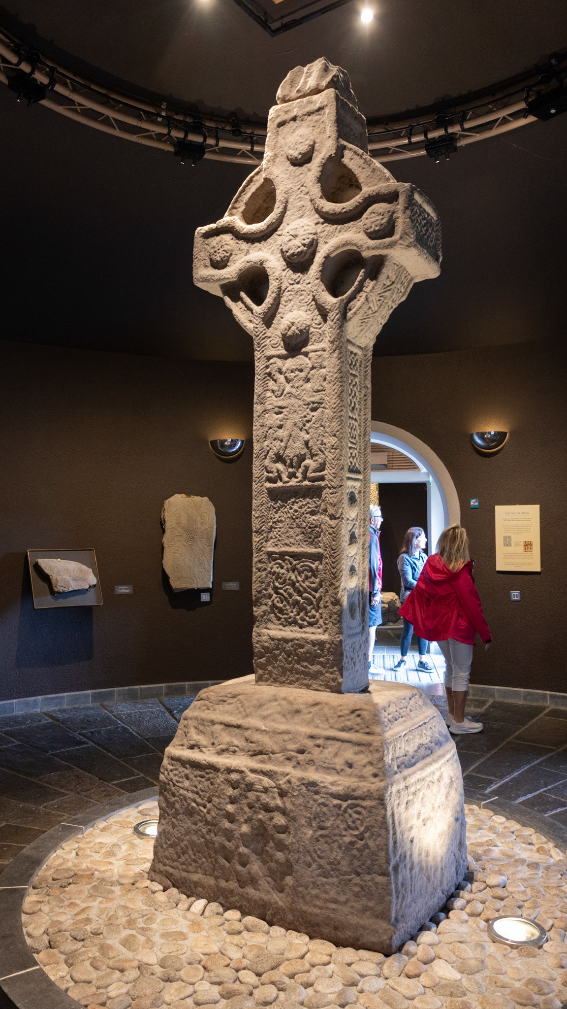 Clonmacnoise Monastic Site: South cross (reverse)