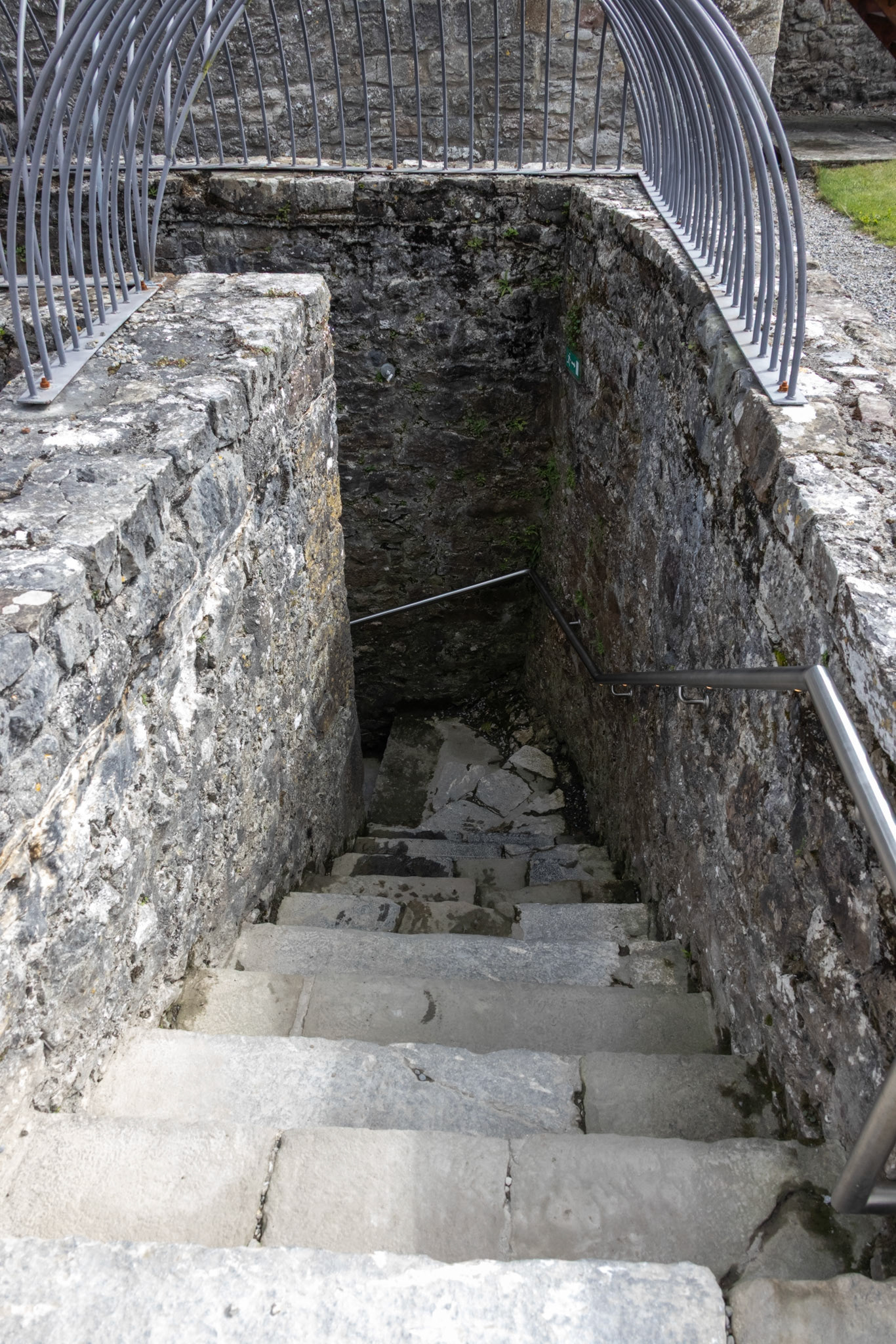Cahir Castle stairs to cell