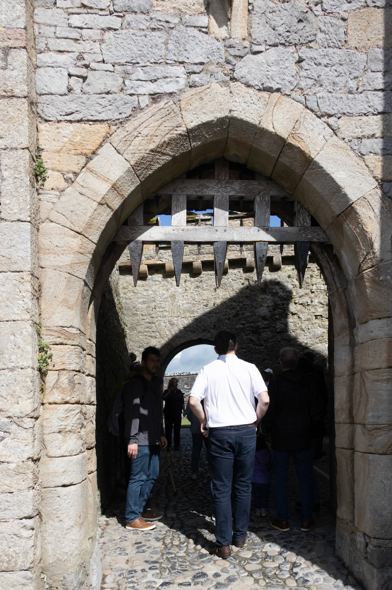 Portcullis into trap