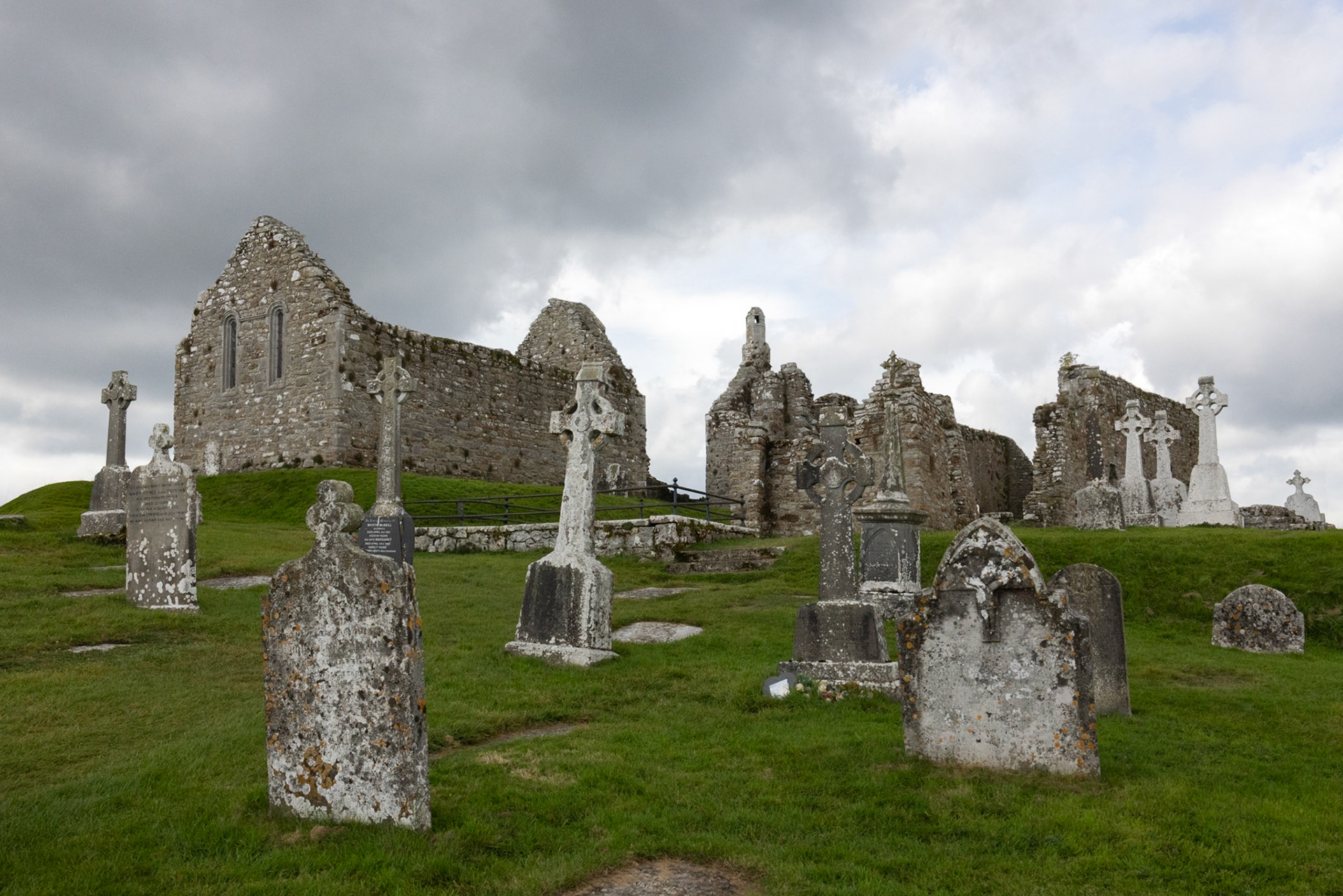 Clonmacnoise Monastic Site