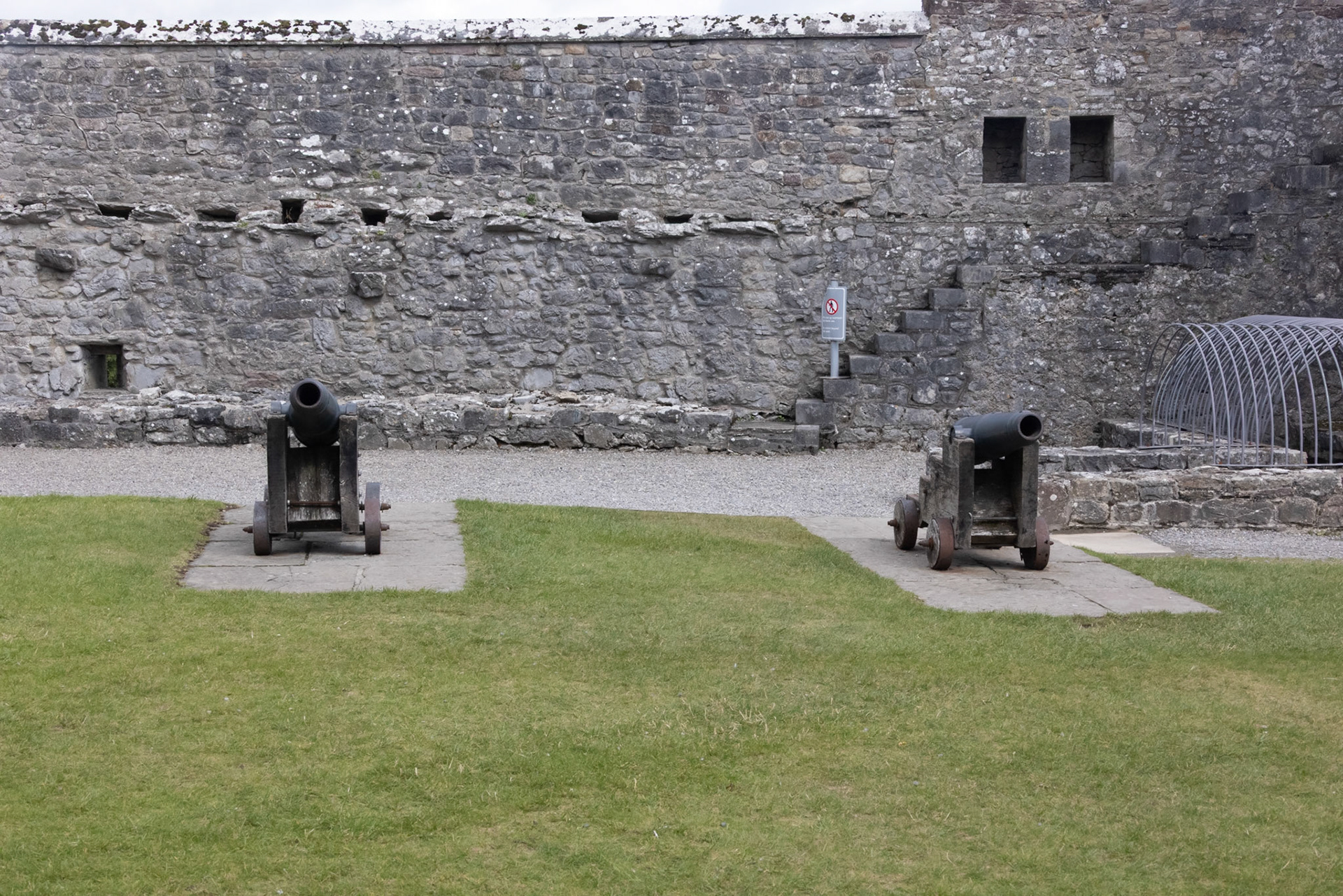 Canons in Cahir Castle inner ward