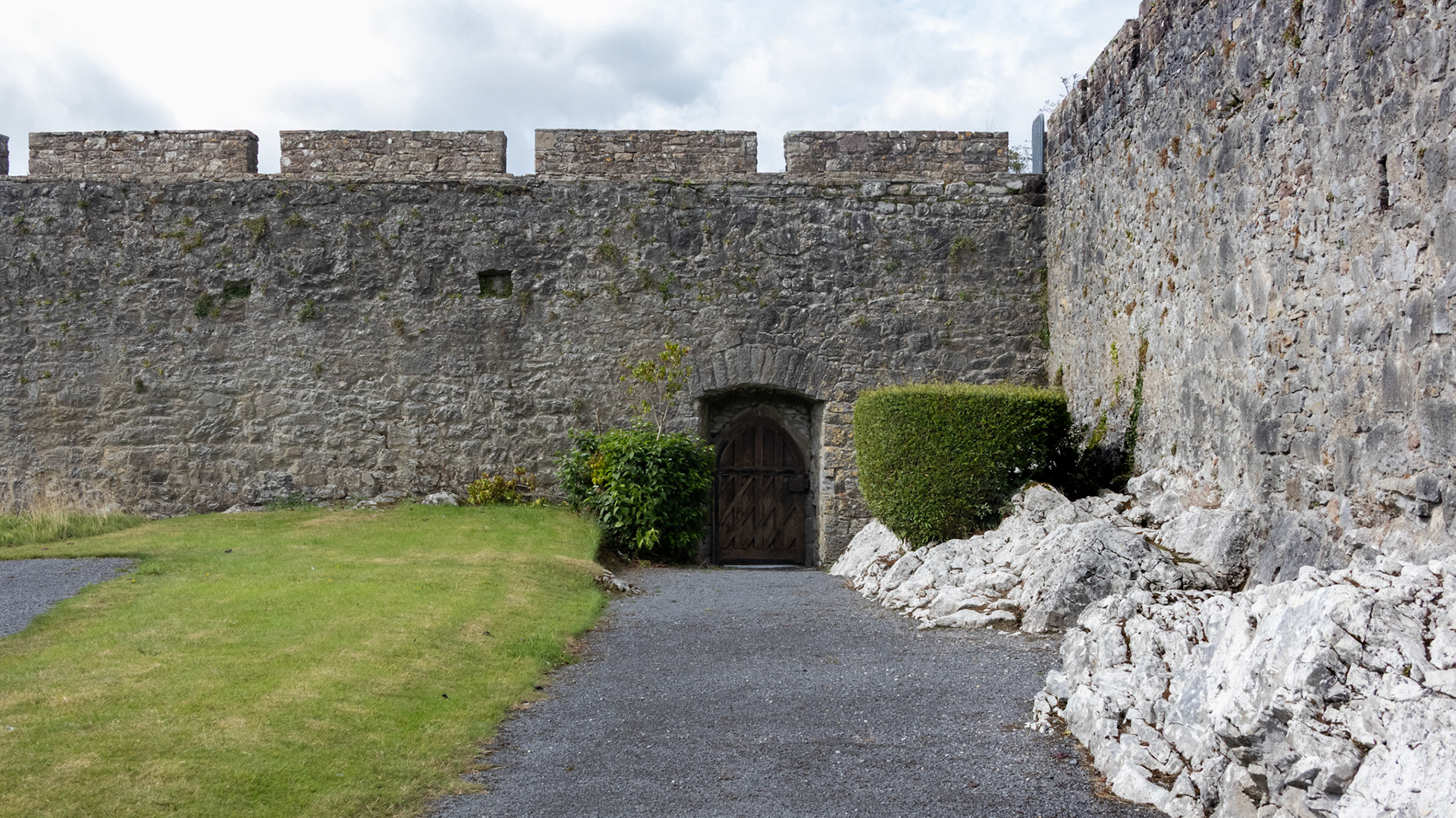 Cahir castle postern gate