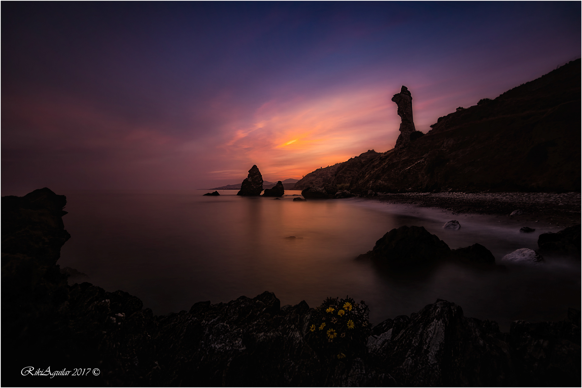 Cala del Molino de Papel, Maro.
