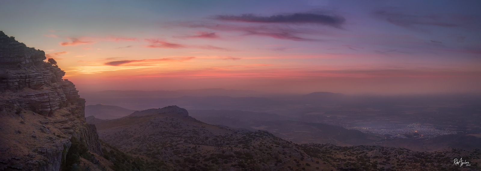 Torcal de Antequera y Antequera