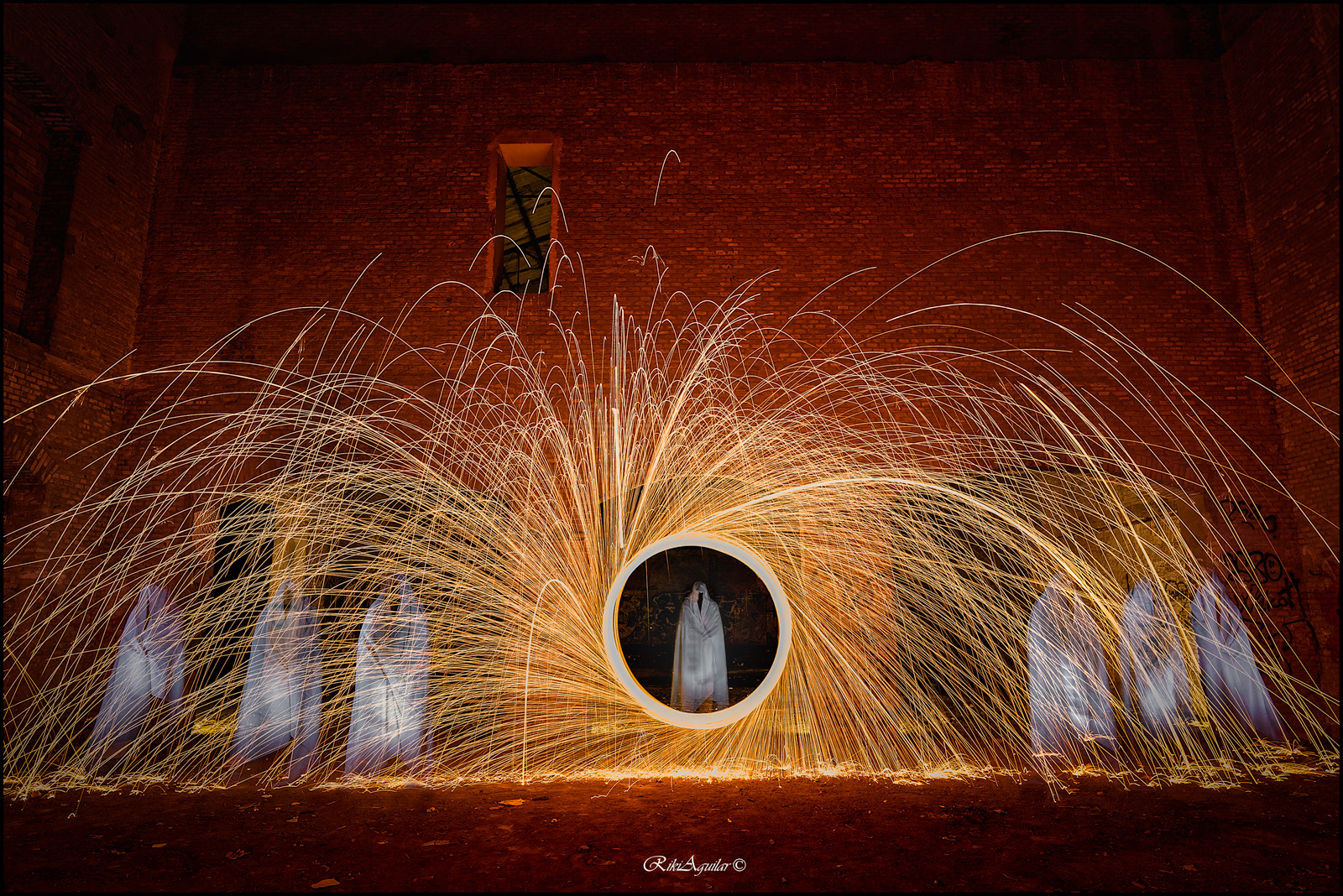 Jugando con fantasmas y fuego