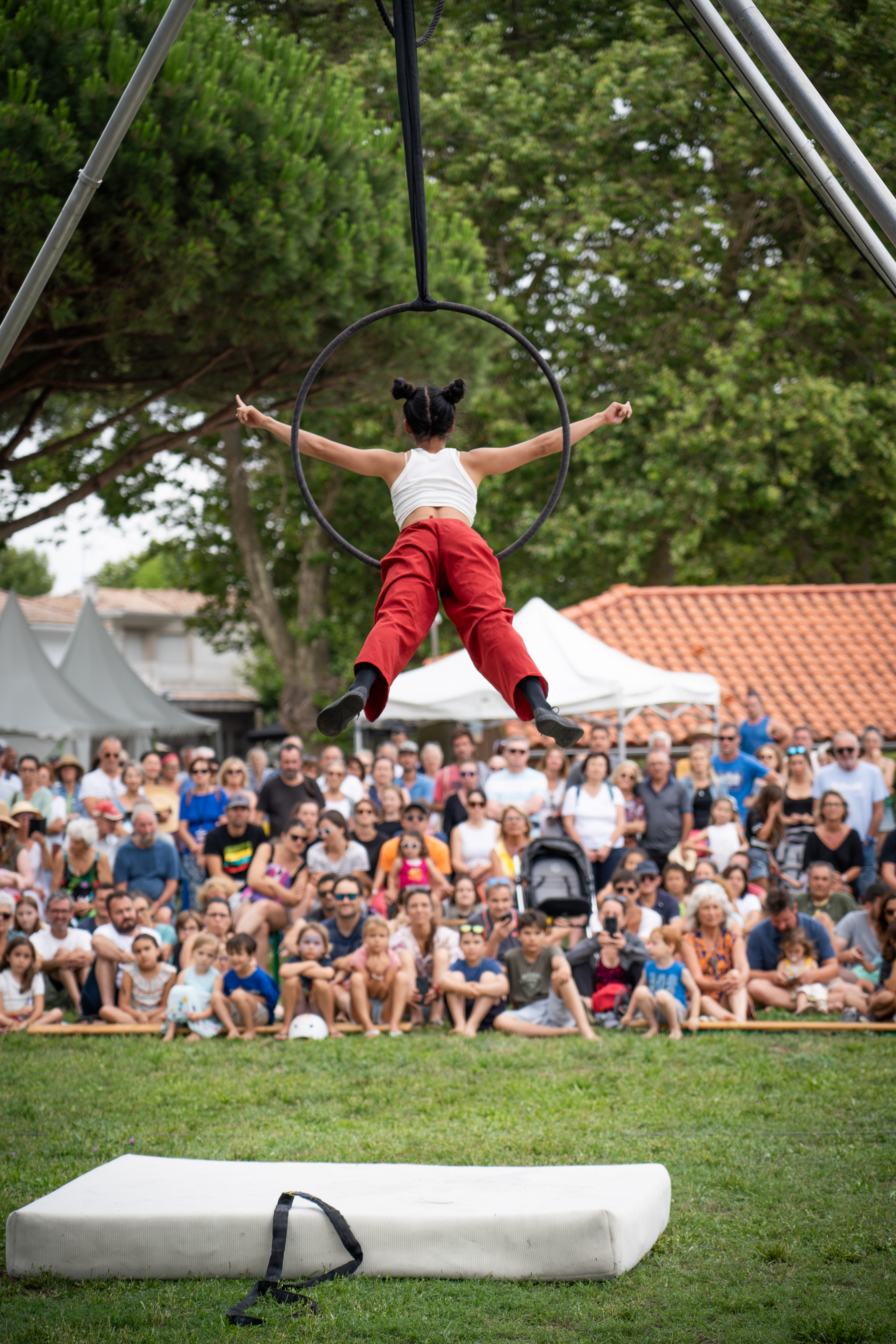 Festival "Regarde" - Arès