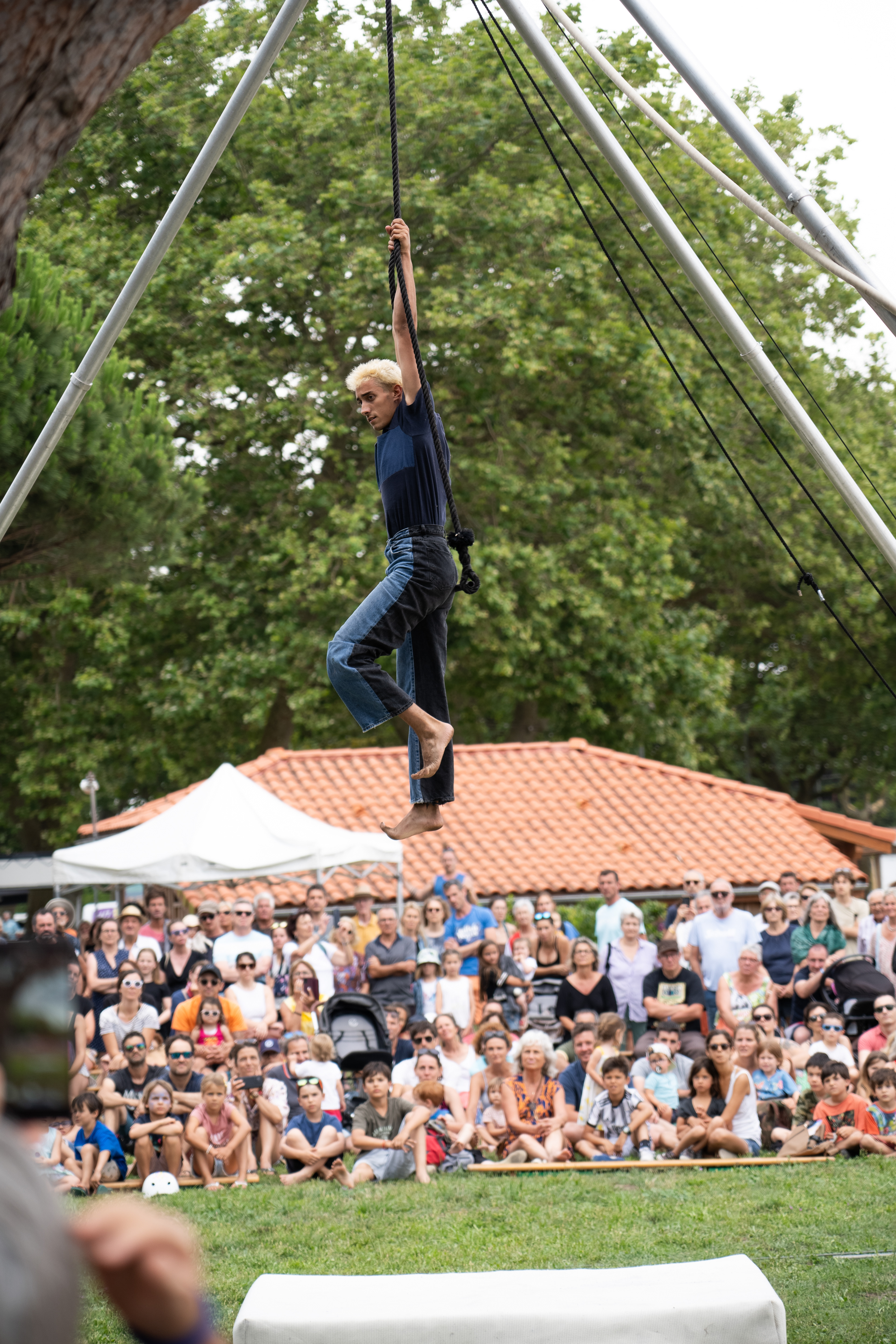 Festival "Regarde" - Arès