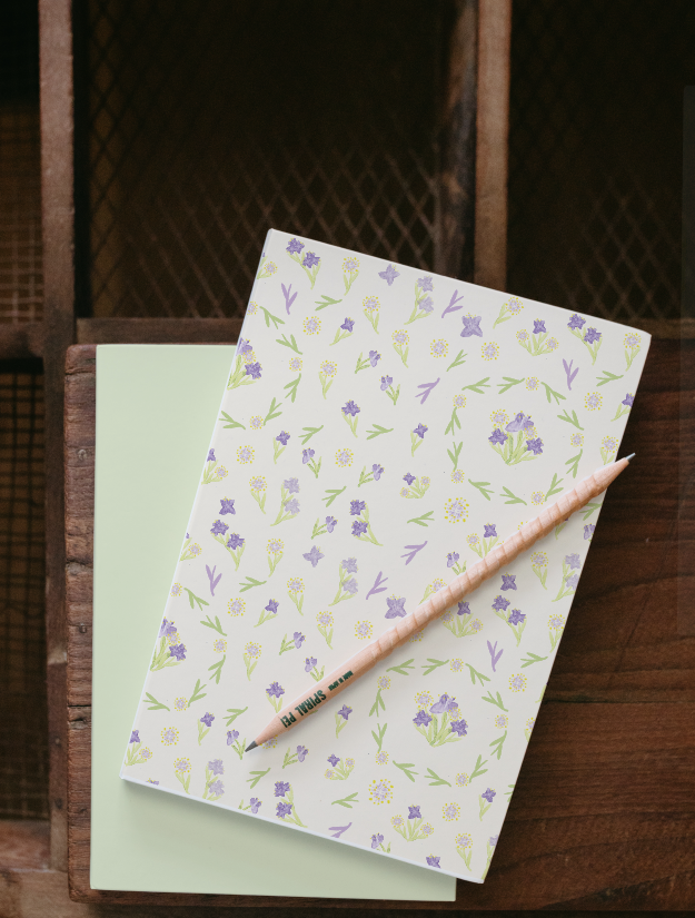 Viola Fiore Journal