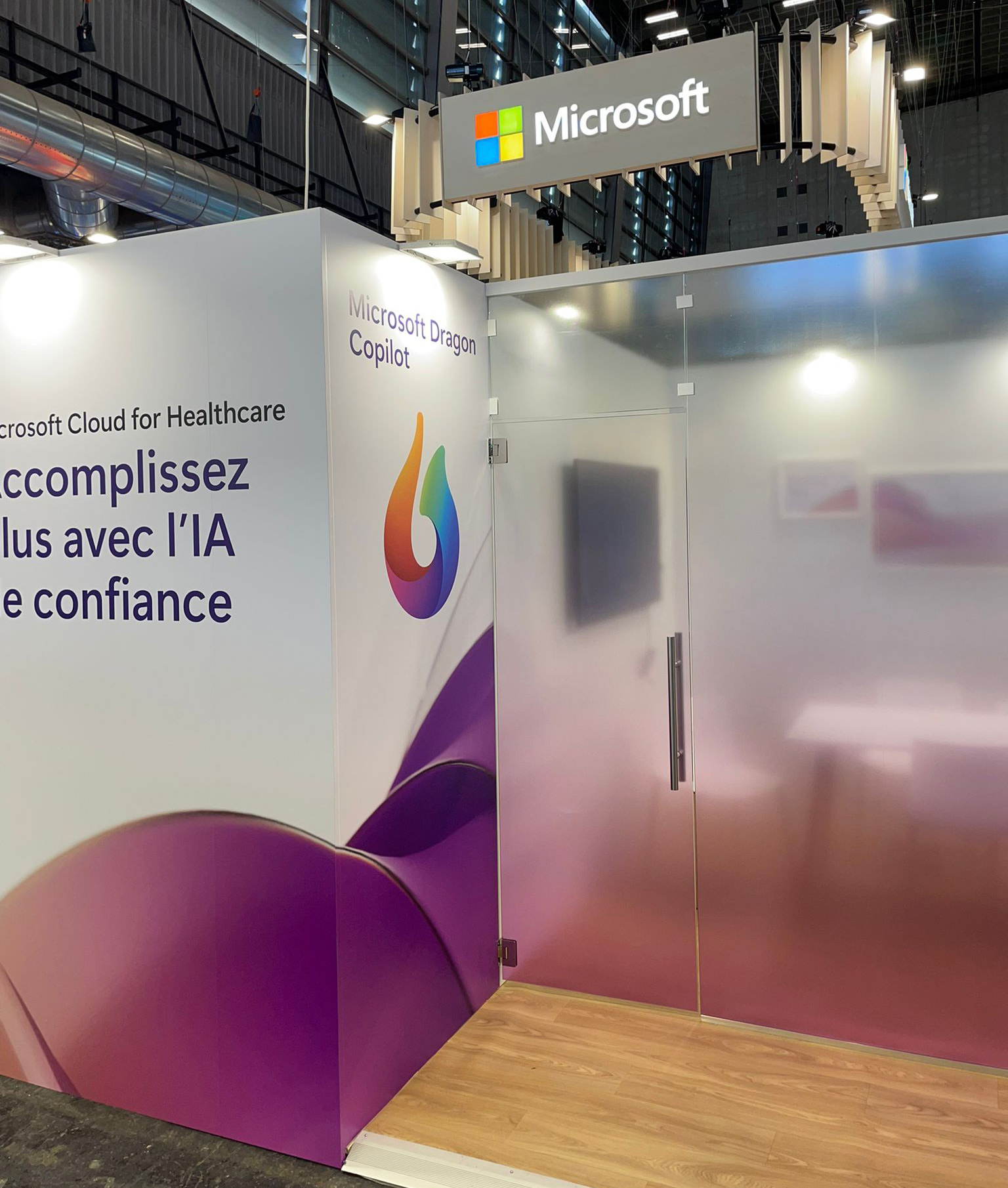 SantExpo 2025, Paris: Microsoft booth for France's leading annual healthcare event, bringing together decision-makers, professionals, and innovators. 