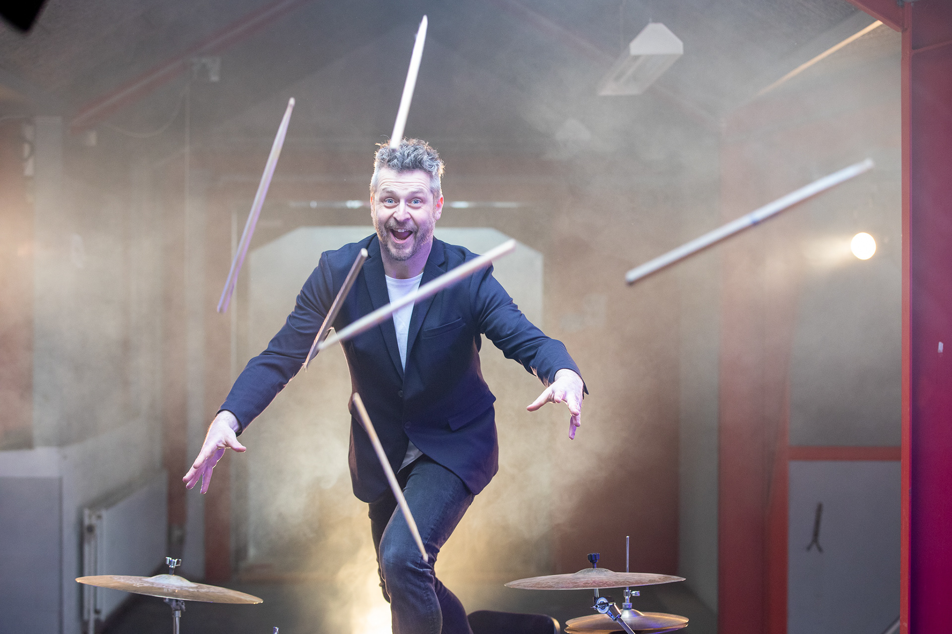 jon-playlisten-band-live-band-til-fest-bryllupsband-musik -til-fest-orkester-til-bryllup-festmusik-band-til-firmafest-coverband-danske-orkestre-musik-til-event-musik-til-reception-musik-til-firmafest-byfest-underholdning-musik-til-julefrokost