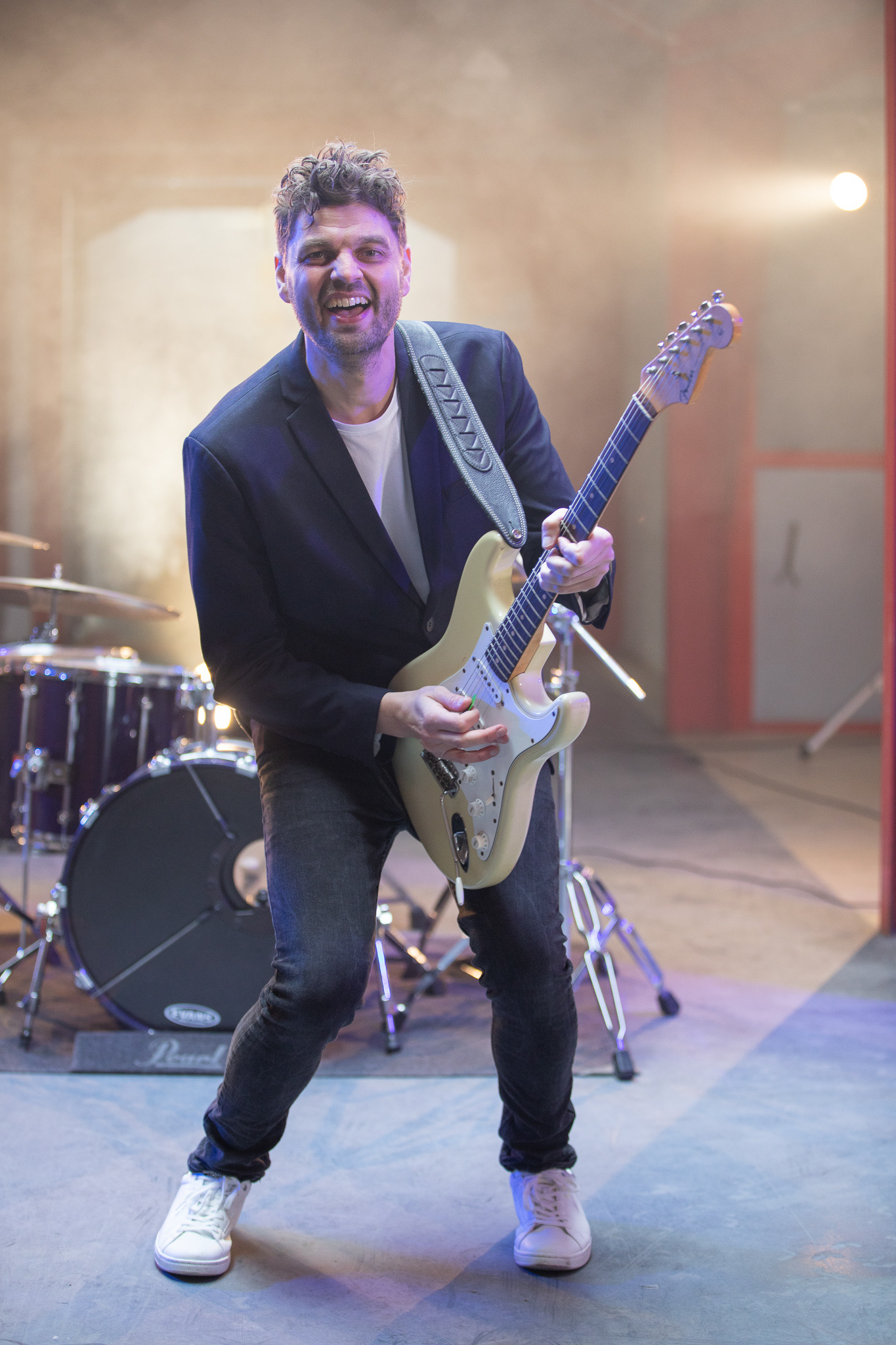 simon-playlisten-band-live-band-til-fest-bryllupsband-musik -til-fest-orkester-til-bryllup-festmusik-band-til-firmafest-coverband-danske-orkestre-musik-til-event-musik-til-reception-musik-til-firmafest-byfest-underholdning-musik-til-julefrokost
