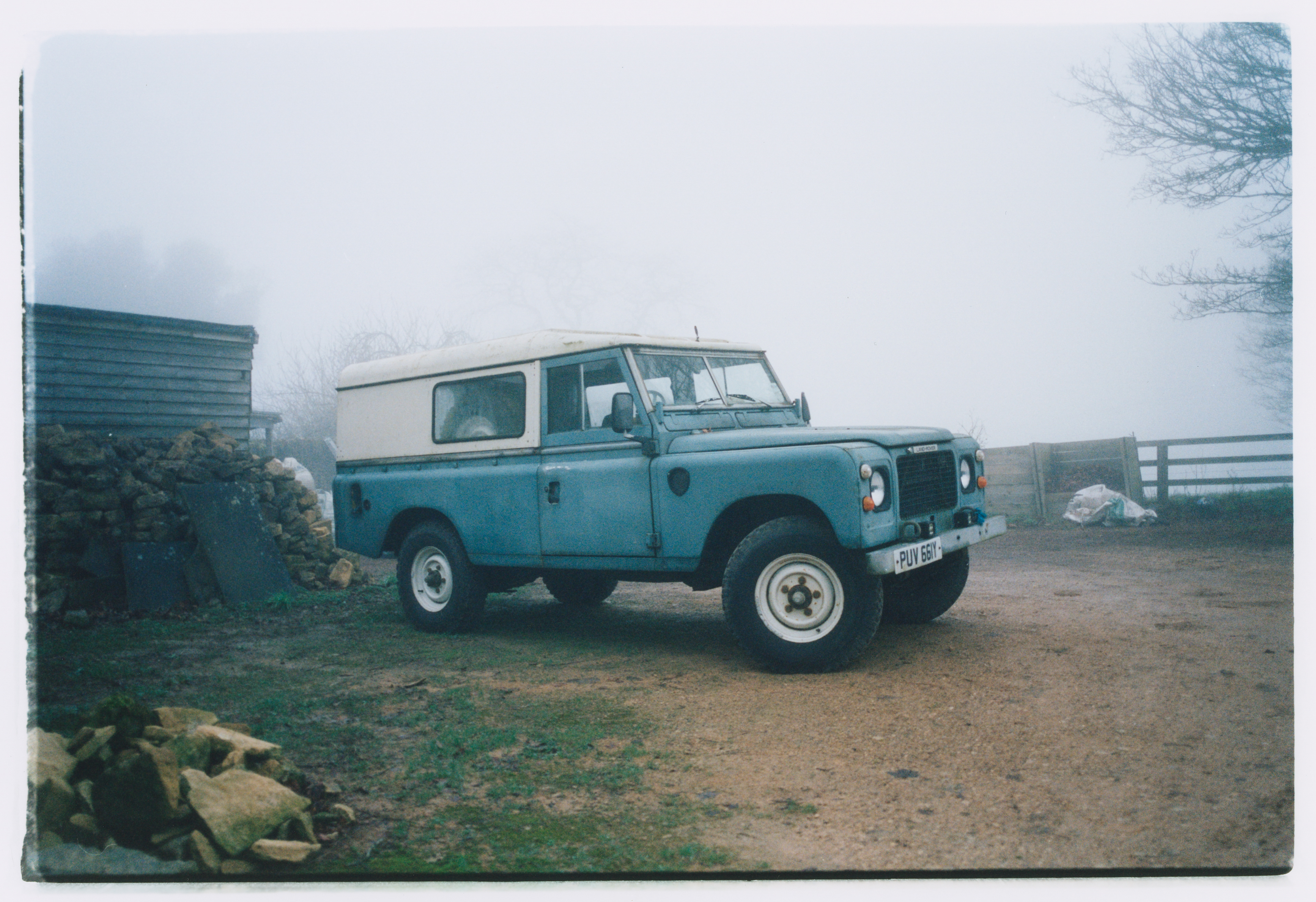LAND ROVER