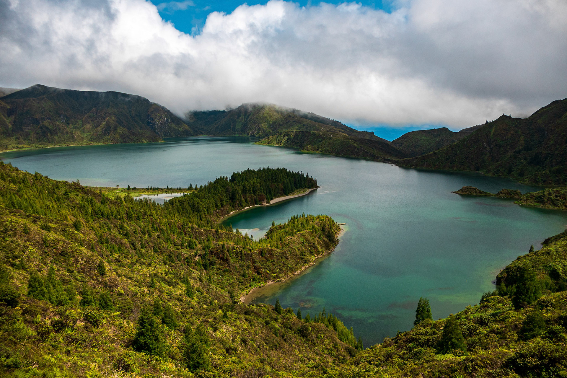 Lagoa Do Fogo 