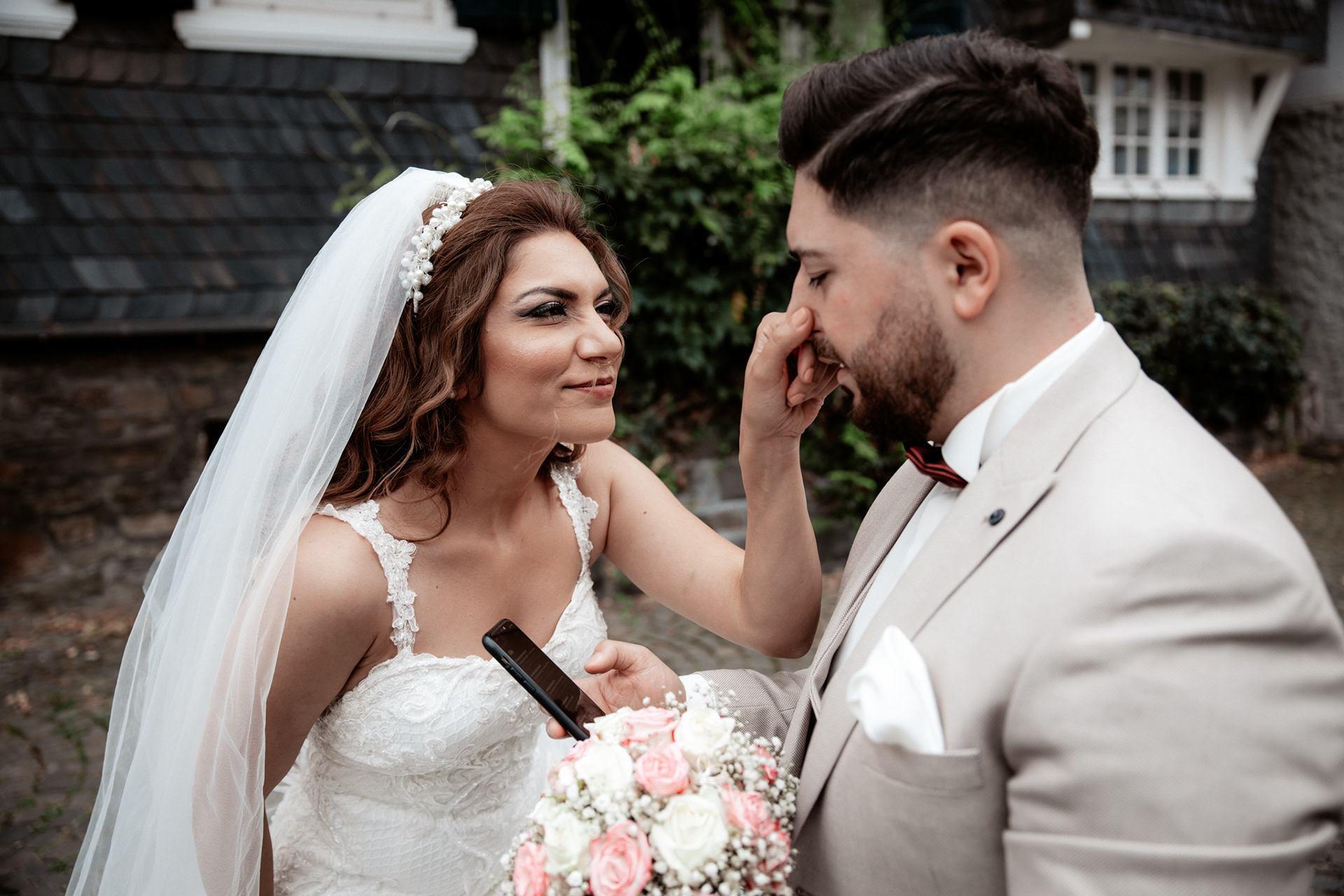 Özge und Ufuk Hochzeitsfoto in Velbert-Langenberg