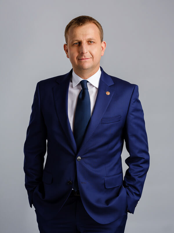 Polska Organizacja Turystyczna / sesja portretu studyjnego