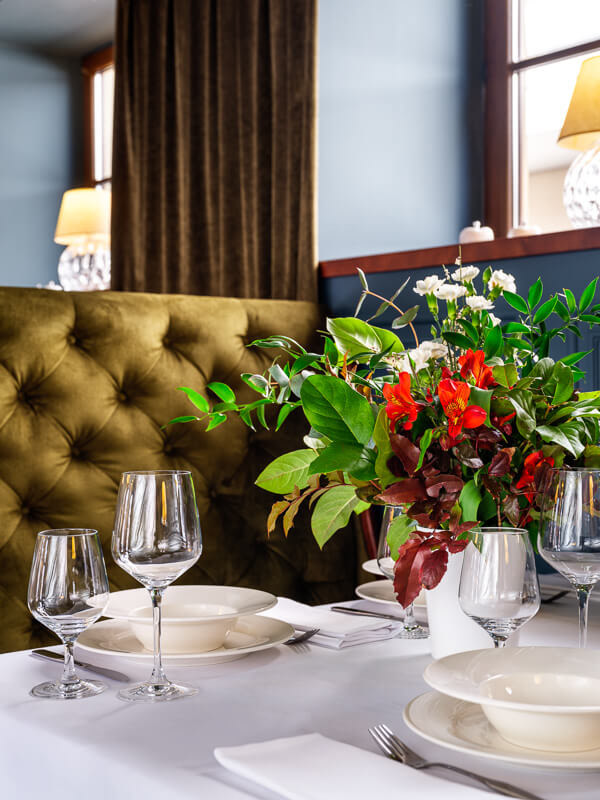 sesja zdjęciowa - wnętrza restauracji Biała Róża 