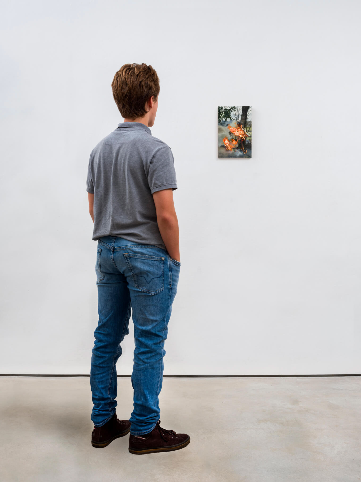 Karol Palczak "Płonąca kukła. Autoportret" / 2023, 30,5 x 20 cm, olej na płycie aluminiowej